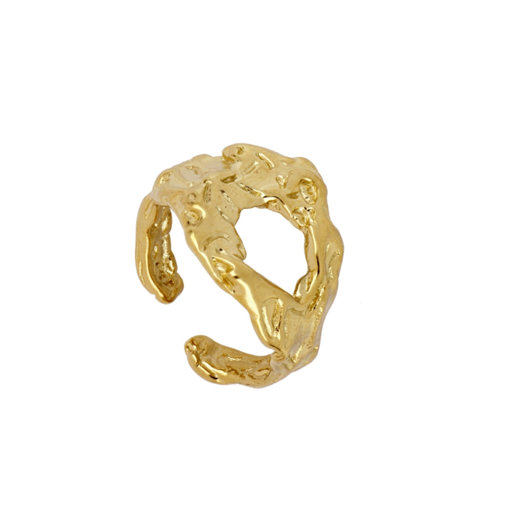 anillo dorado Ancho ajustable y resistente al agua.. está confeccionado en acero hipoalergénico con baño de oro irregular. Gold plated stainless steel waterproof adjustable ring