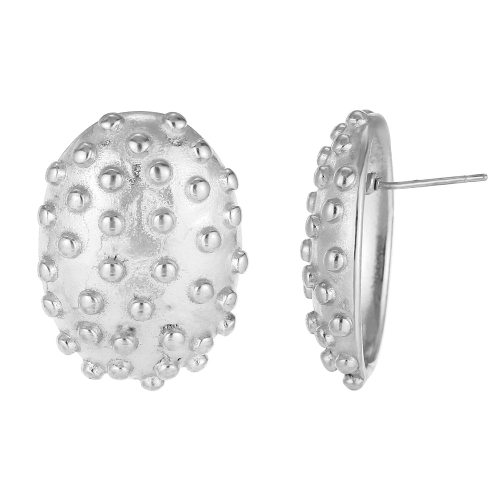 PENDIENTES redondos o ovalados GRANDES REDONDOS ESTILO VINTAGE o lady di. Son de acero hipoalergénico resistente al agua y bañado en oro. Diseño similar a bottega veneta y los ha llevado maria pombo