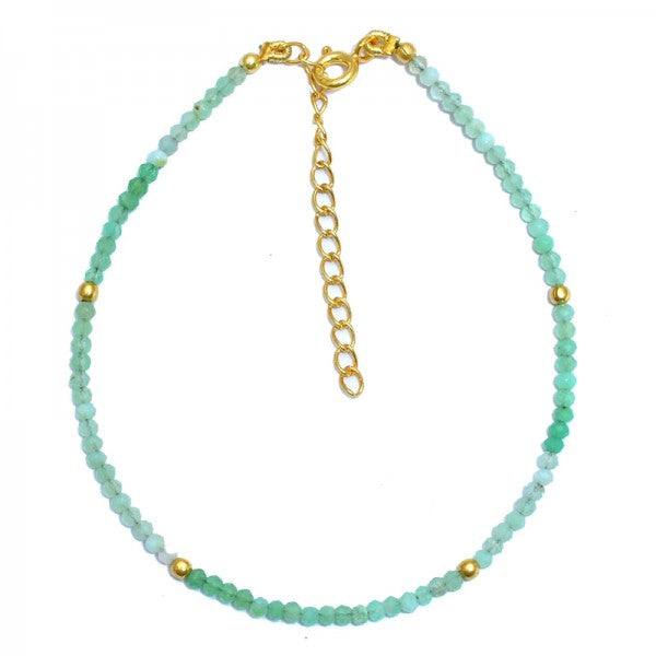 pulsera de minerales o piedra natural color azul klein o lapislazuli confeccionada en plata de ley con baño de oro 18 kilates y que se puedes personalizar con la inicial para regalo