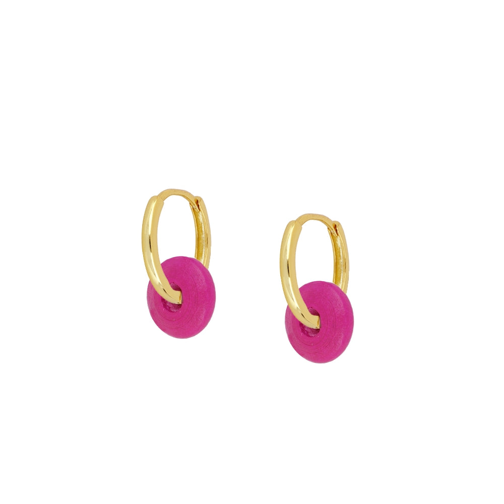 Aros pequeños y ligeros para verano confeccionados en plata de ley con baño de oro 18 kilates. Tienen bolitas de madera intercambiables en color azul turquesa, mint y rosa fucsia. SOn hipoalergénicos o anti alergia. Gold plated sterling silver turquoise and pink bead small hoop earrings.