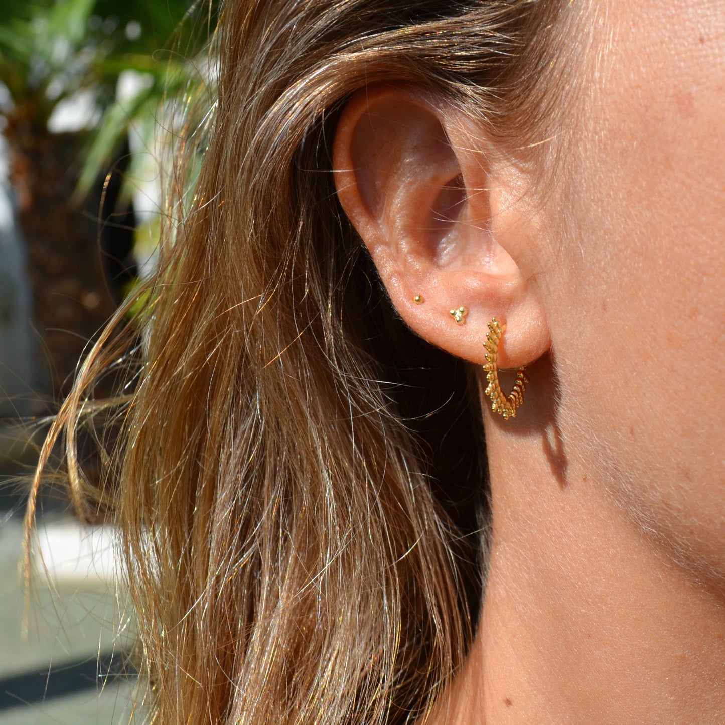 Aros con bolitas estilo árabe en plata de ley 925