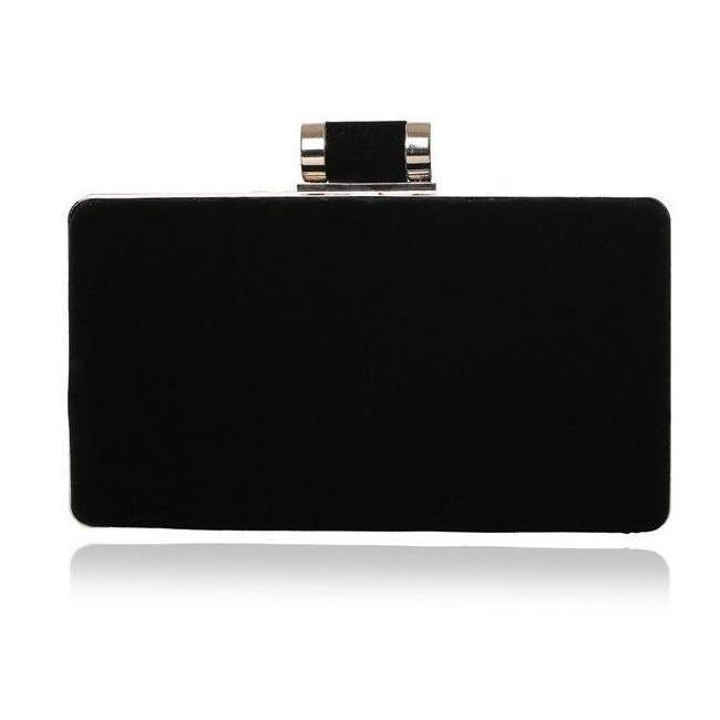 clutch o Cartera de mano de terciopelo negro para una fiesta