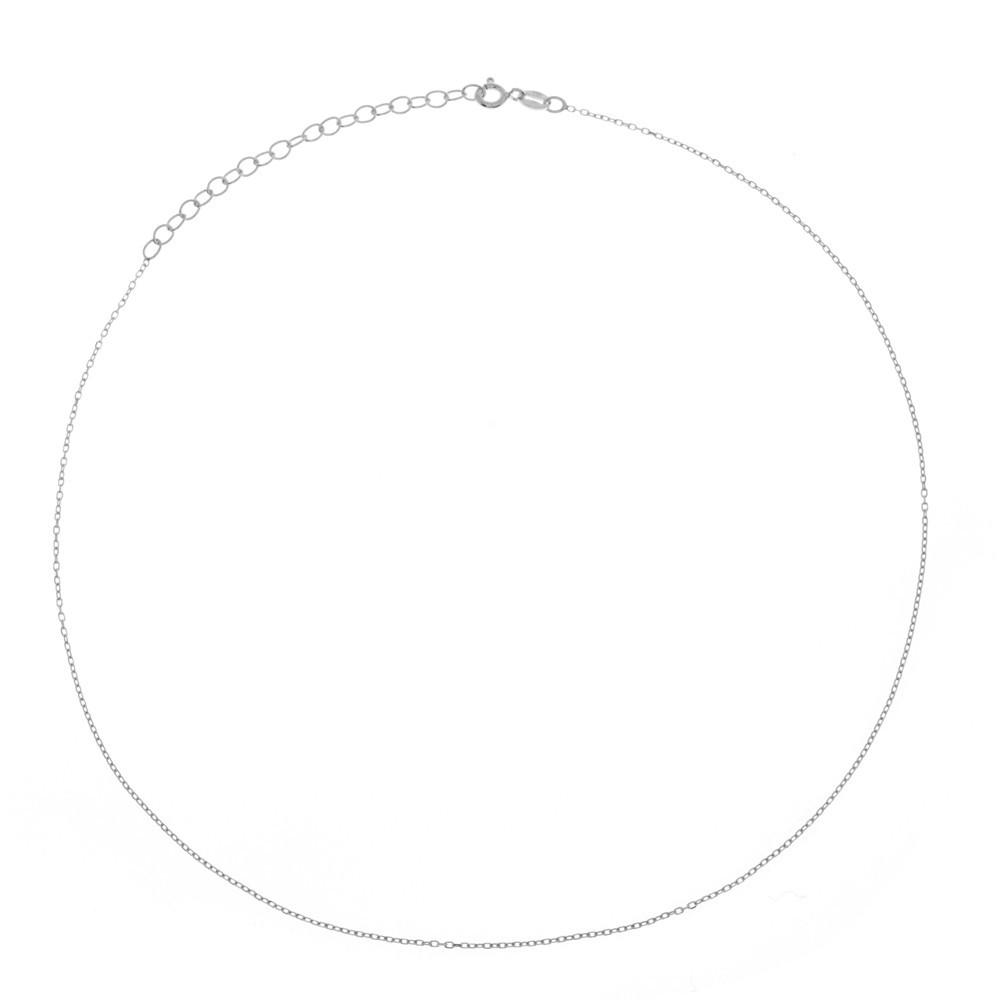 Gargantilla sencilla básica y lisa que es personalizable con iniciales o charms y está confeccionada en plata de ley 925 rodiada con baño de oro