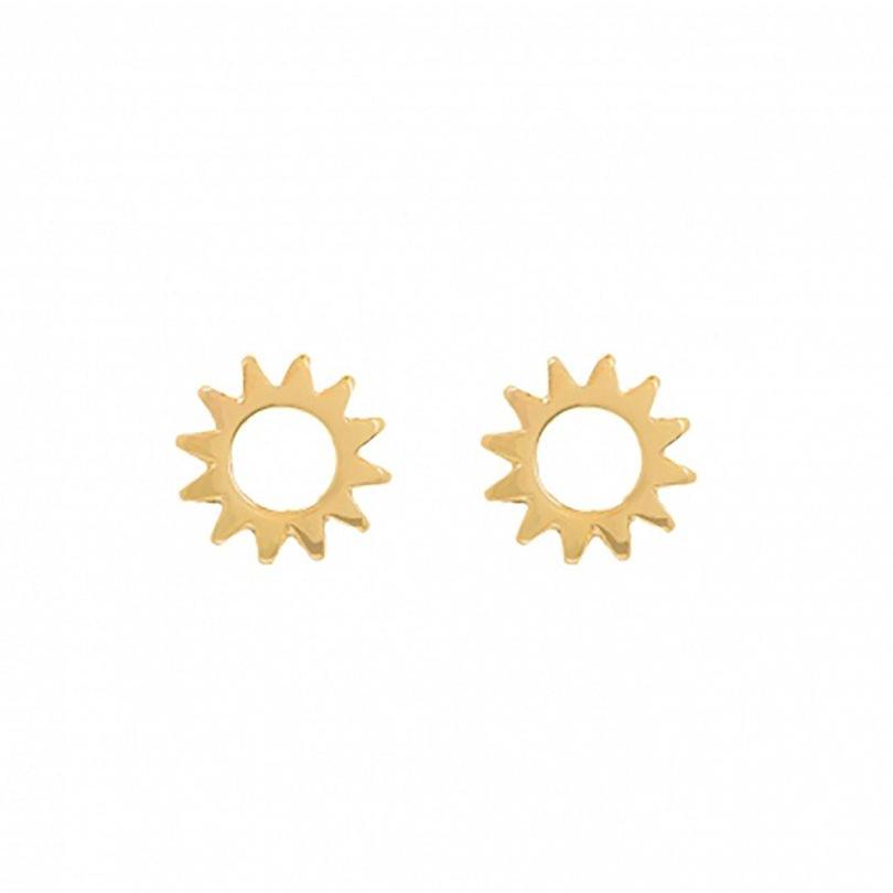 Pendientes mini o pequeños de sol hueco para niña o piercing de mujer confeccinados en plata de ley y baño de oro 18 kilates