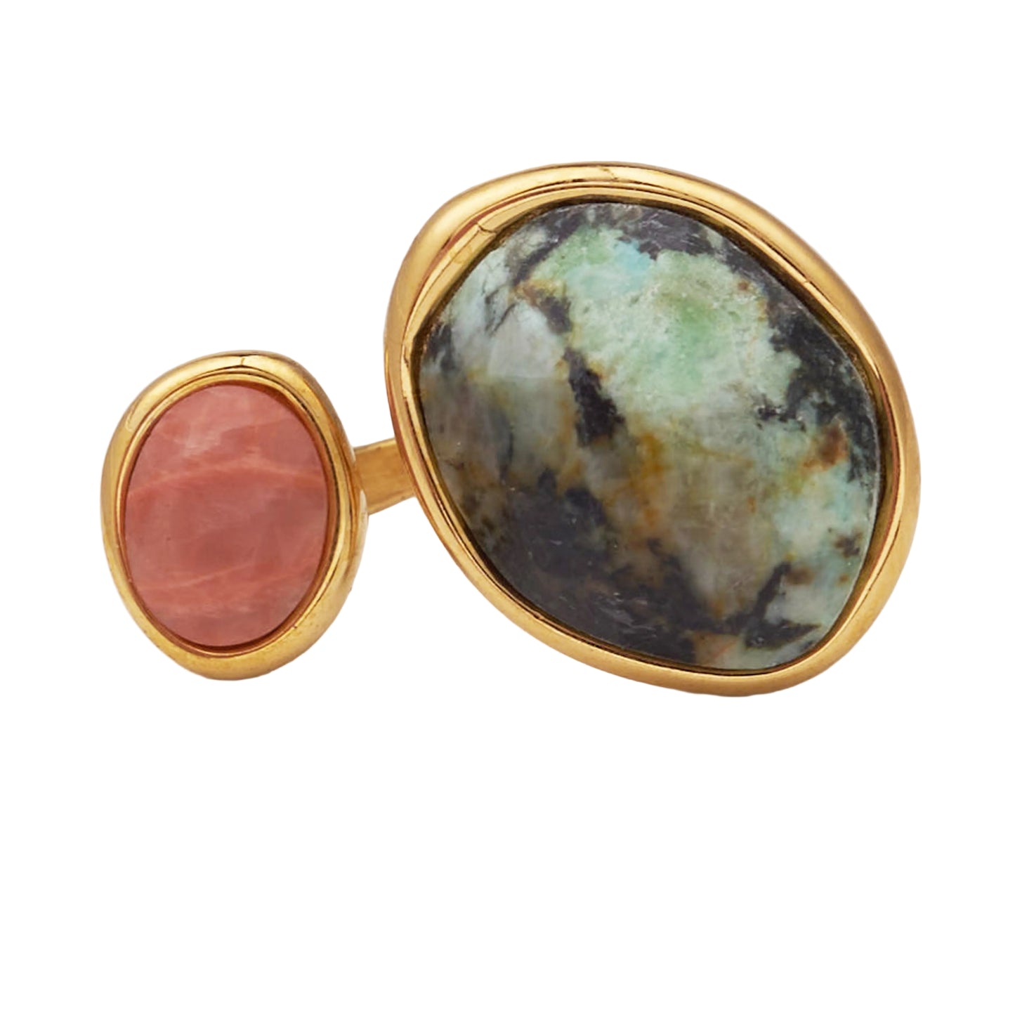 anillo ajustable,grande, dorado y resistente al agua ideal para  completar look de nvitada a bodas, bautizos y comuniones. está confeccionado en acero hipoalergénico y piedra natural y es la idea de regalo perfecto para el día de la madre o amigo invisible. Gold plated stainless steel adjustable waterproof ring