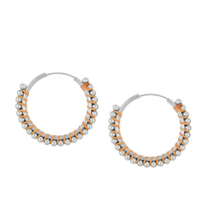 Aros étnicos estilo boho medianos y ligeros para verano con hilo verde turquesa malva lila rosa naranja azul. Están confeccionados en plata de ley con baño de oro 18 kilates.