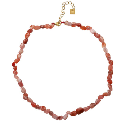 collar estilo boho de piedra mineral natural ágata roja. Ideal para verano, para regalar en el día de la madre y para llevar a la playa