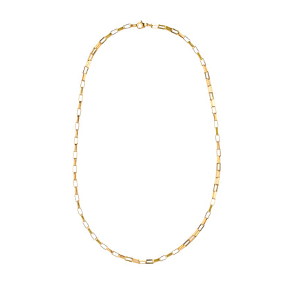 gargantilla o collar de cadena con eslabón grueso dorado. Es de acero hipoalergénico resistente al agua. gold plated stainless steel box chain necklace