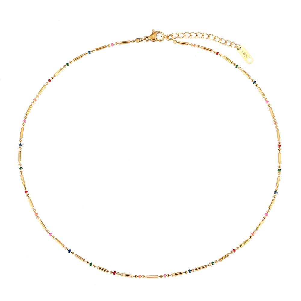 collar para verano de acero hipoalergénico resistente al agua dorado con bolitas de colores. Gold plated stainless steel color bead waterproof necklace for summer