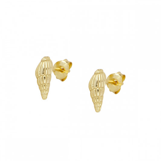 pendientes para verano de CARACOLA. Son perfectos para piercing y el material es de plata de ley con baño de oro 18 kilates. gold plated sterling silver seashell piercing earrings