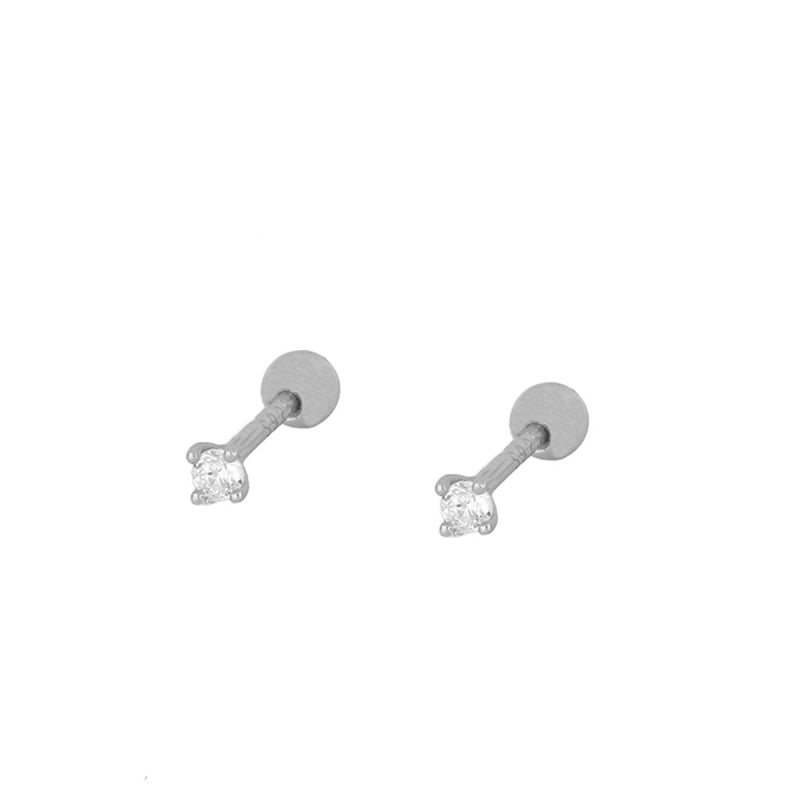 mini piercing pequeñito de brillante redondo con cierre de bola de rosca. Anti alergico ó hipoalergénico porque está confeccionado en plata de ley con baño de oro. Perfecto para helix, tragus, anti helix, daith, conch. Gold plated anti allergic piercing earring