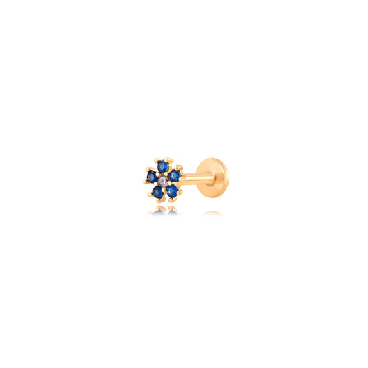 pendiente piercing de flor en acero inoxidable e hipoalergénico bañado en oro 18 kilates. Cierre de bolita. Perfecto para cartílago como helix, tragus, conch. GOld plated stainless steel blue zircon flower cartilage piercing earring.