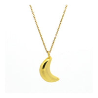 GARGANTIlla o collar con colgante de media luna que está confeccionada en plata de ley con baño de oro 18 kilates. Gold plated sterling silver half moon pendant necklace