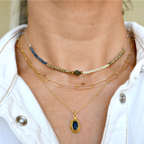 Collar de abalorios boho para combinar con gargantillas de plata de ley y baño de oro 18 kilates. Boho beaded necklace with natural stone.